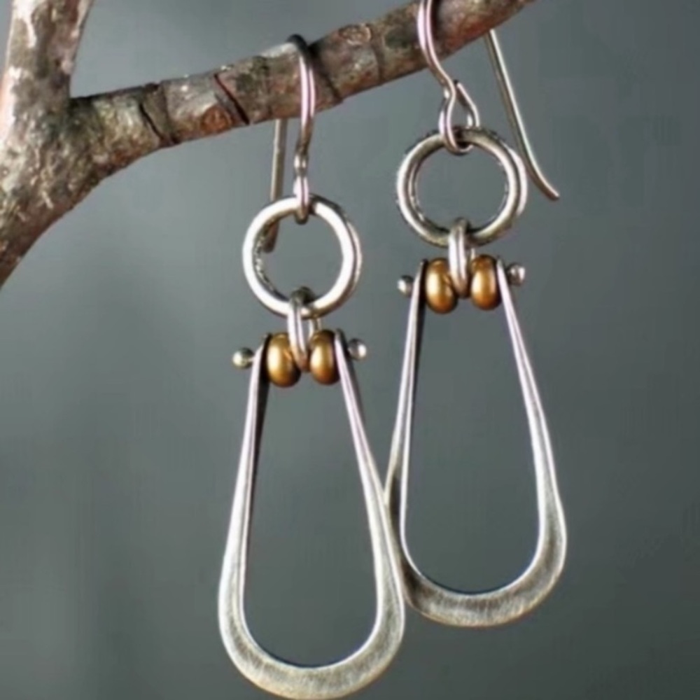 - Sterling silver & brass handcrafted earrings 1”
New